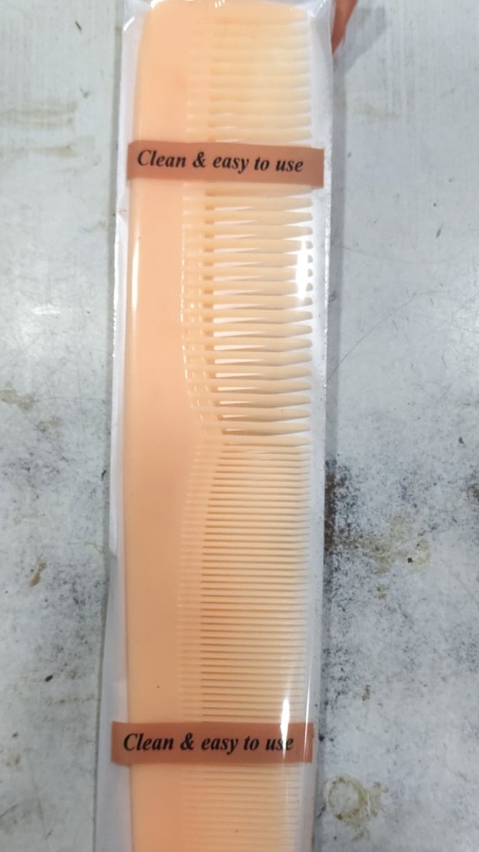 LEELA EXCLUSIVE COMB